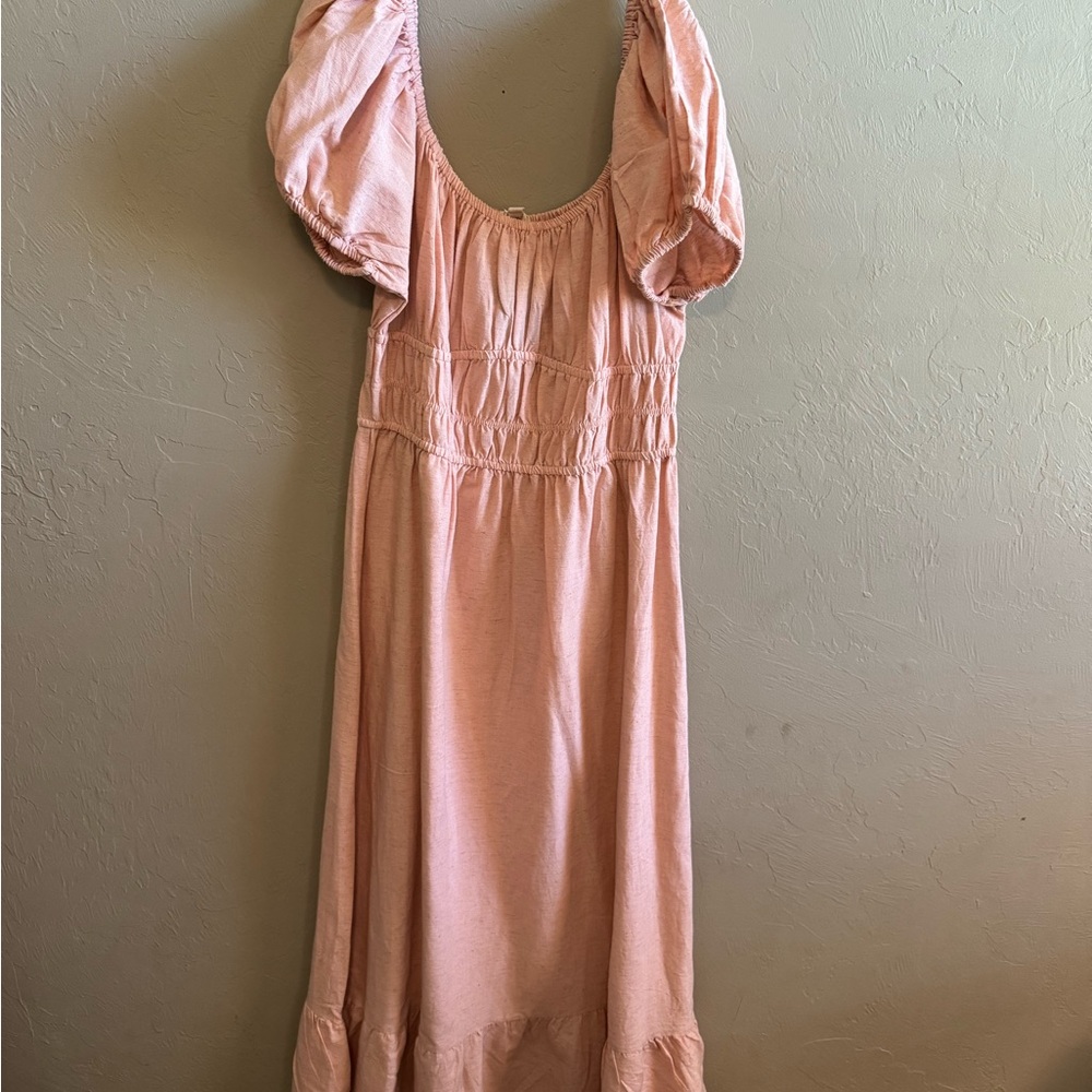 Peach / Light Coral midi dress - Picture 2 of 5